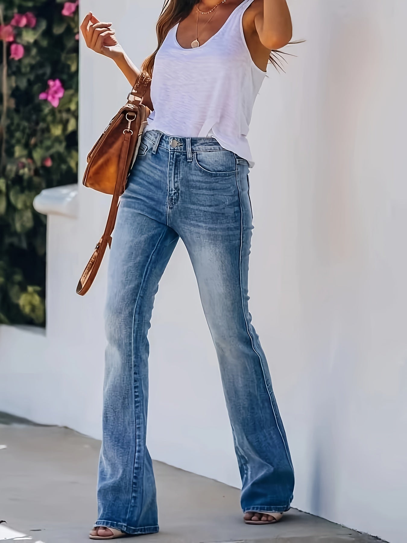 ESTELLA • Jeans svasati a vita media classici