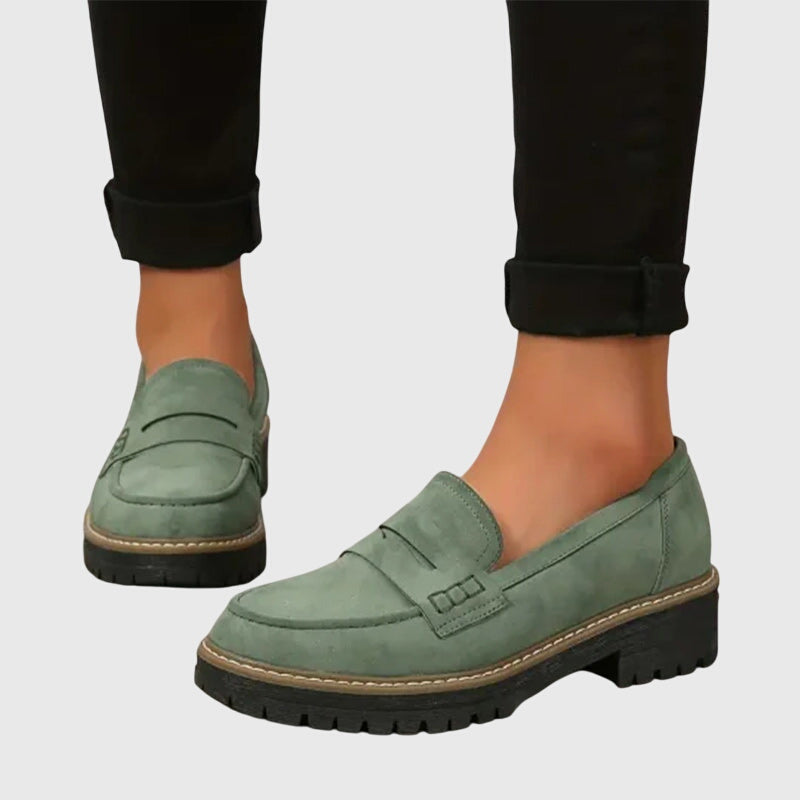 Melania • Mocasín Clásico de Suela Gruesa