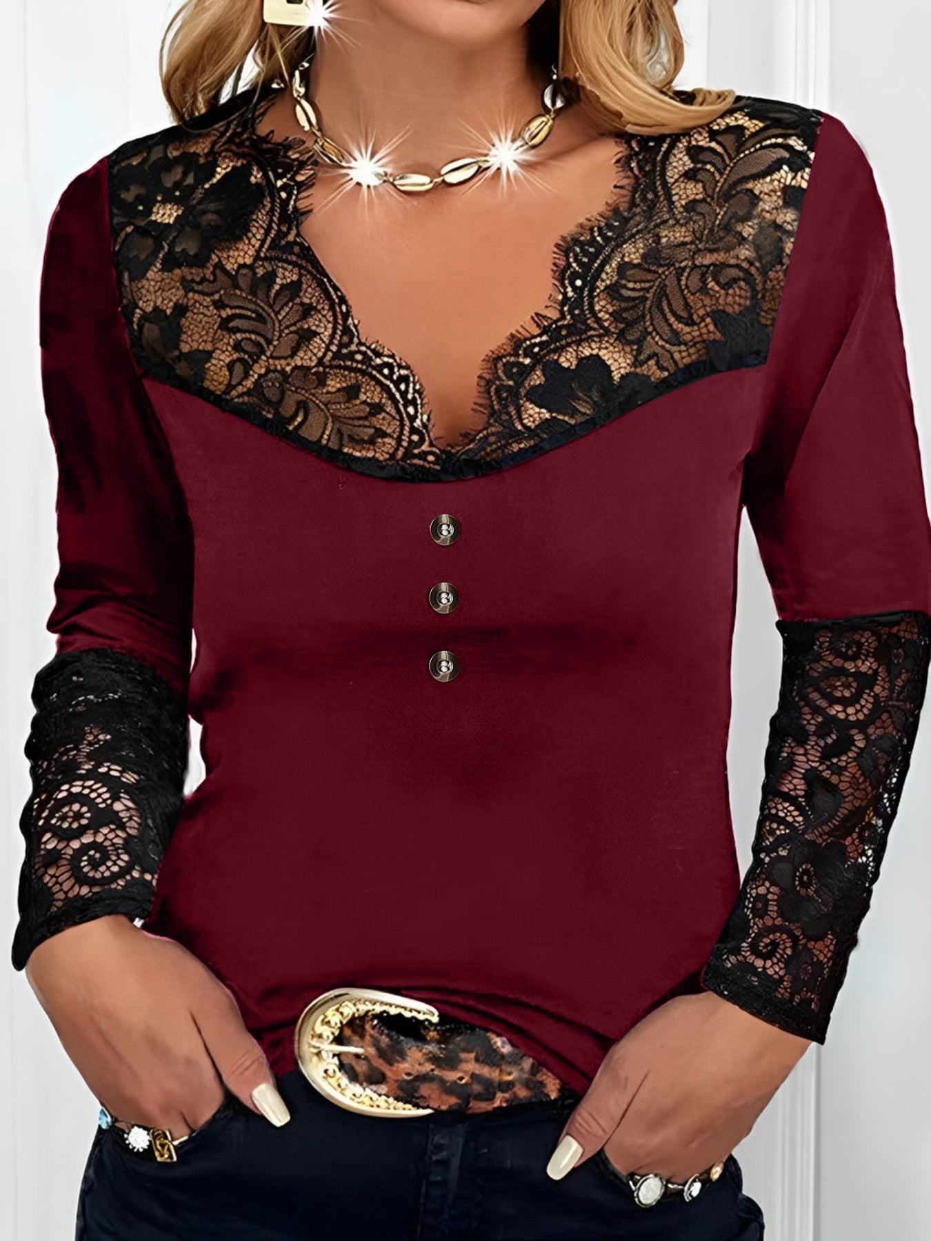 Lucía • Blusa a Maniche Lunghe con Dettagli in Pizzo