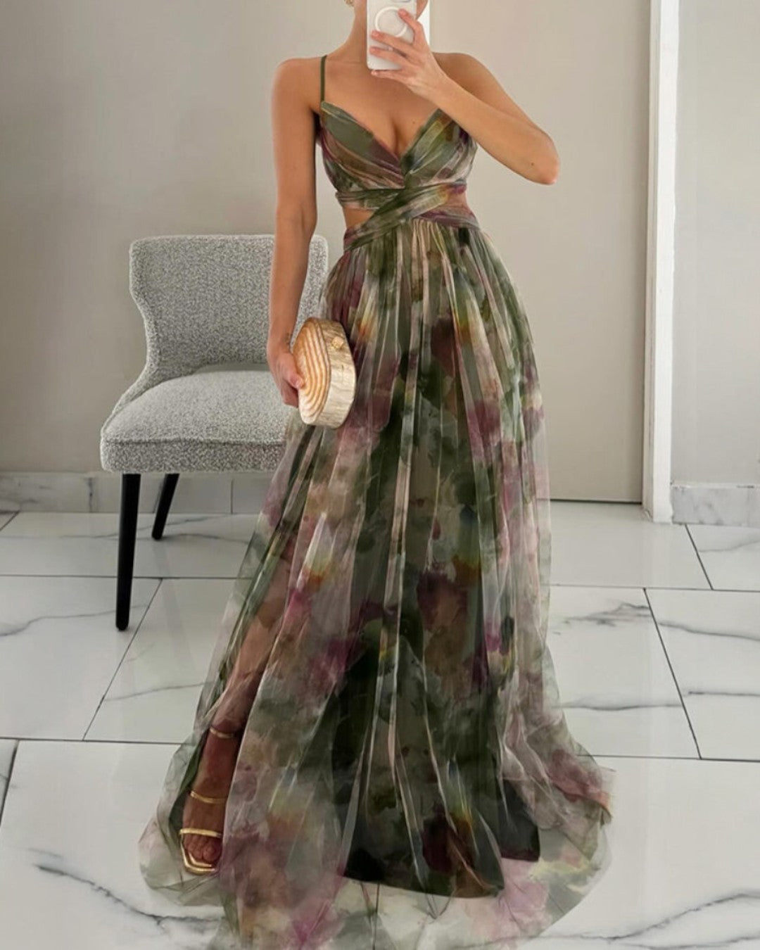 Isabella • Vestido Largo Floral con Escote en V