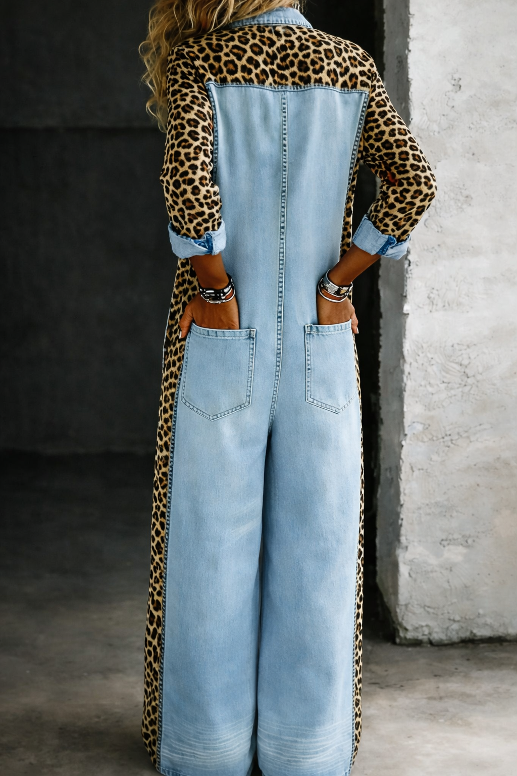 Leontine • Mono Vaquero con Mangas Animal Print