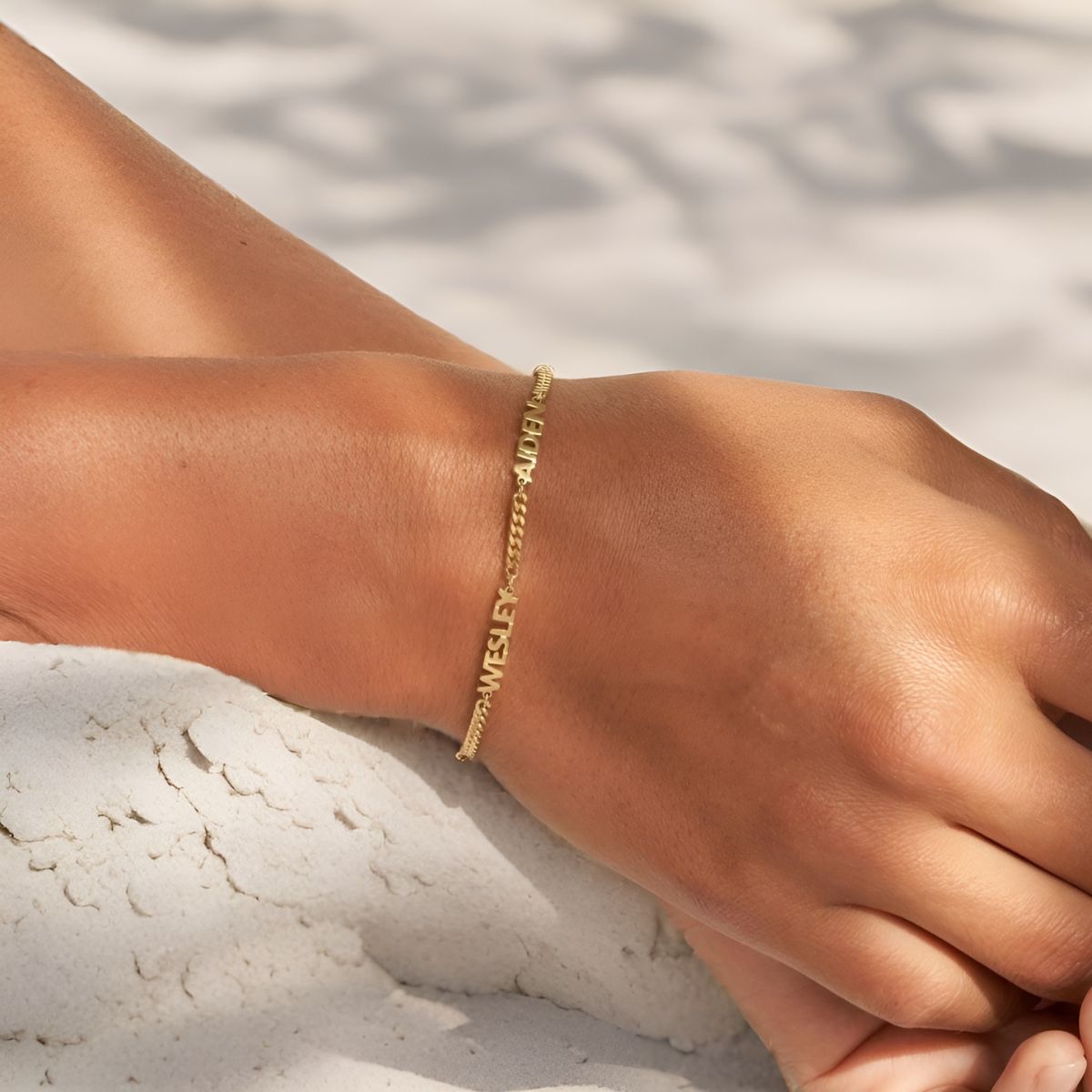 Prénia • Pulsera con los nombres de tus seres queridos
