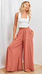 Pantalones pierna ancha con cintura elastica