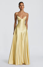 Asterin • Vestido maxi en ciruela