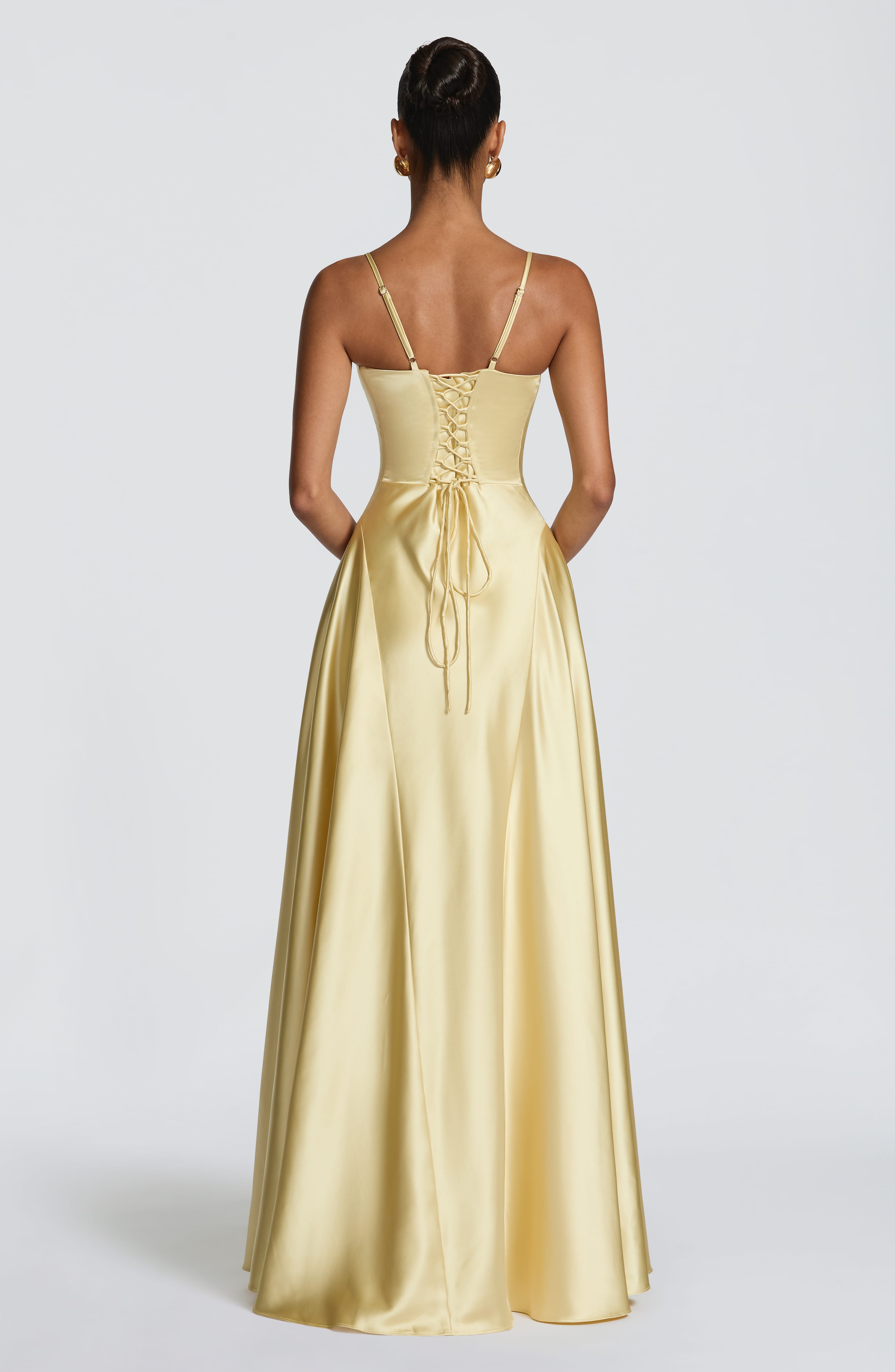 Asterin • Vestido maxi en ciruela