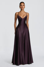 Asterin • Vestido maxi en ciruela