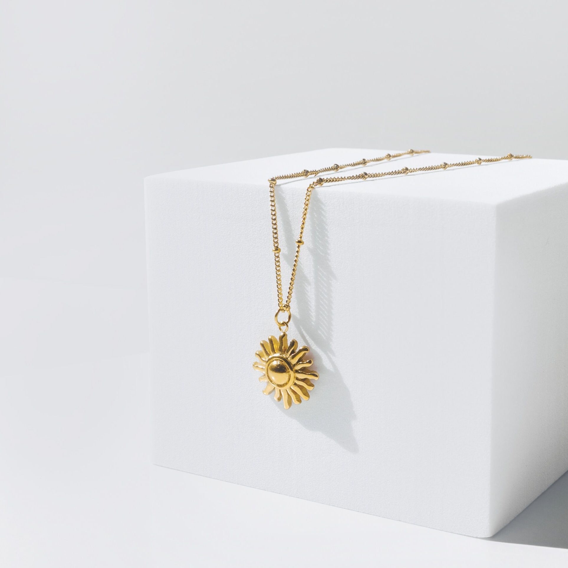 ☼Collar de Sol☼