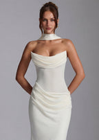 Tania • Vestito Lungo Aderente con Choker e Schiena con Lacci