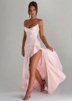 Valentina • Vestido Largo Satinado con Volado Asimétrico y Tirantes Finos