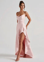 Valentina • Vestido Largo Satinado con Volado Asimétrico y Tirantes Finos