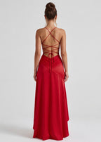 Valentina • Vestido Largo Satinado con Volado Asimétrico y Tirantes Finos