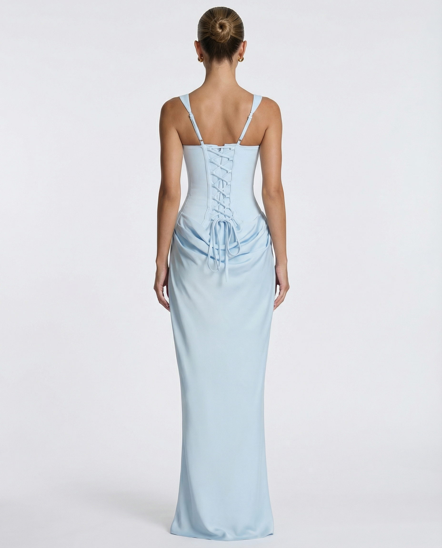 Lucía • Vestido Maxi Entallado con Escote Cuadrado