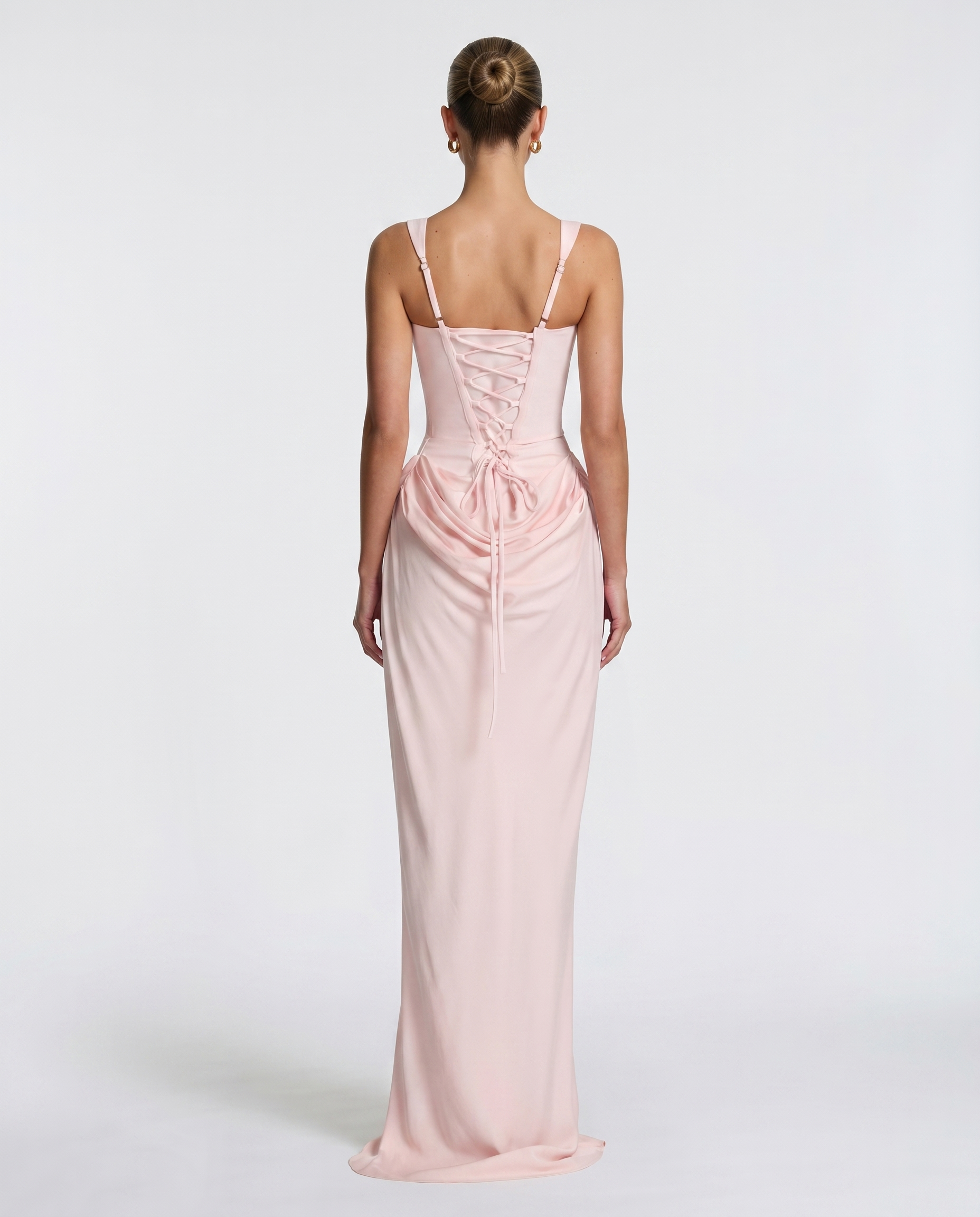Lucía • Vestido Maxi Entallado con Escote Cuadrado