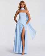 Valeria • Vestido Maxi Strapless con Abertura y Detalle de Pañuelo
