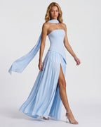 Valeria • Vestido Maxi Strapless con Abertura y Detalle de Pañuelo