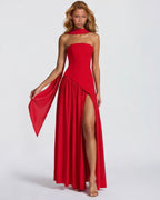 Valeria • Vestido Maxi Strapless con Abertura y Detalle de Pañuelo