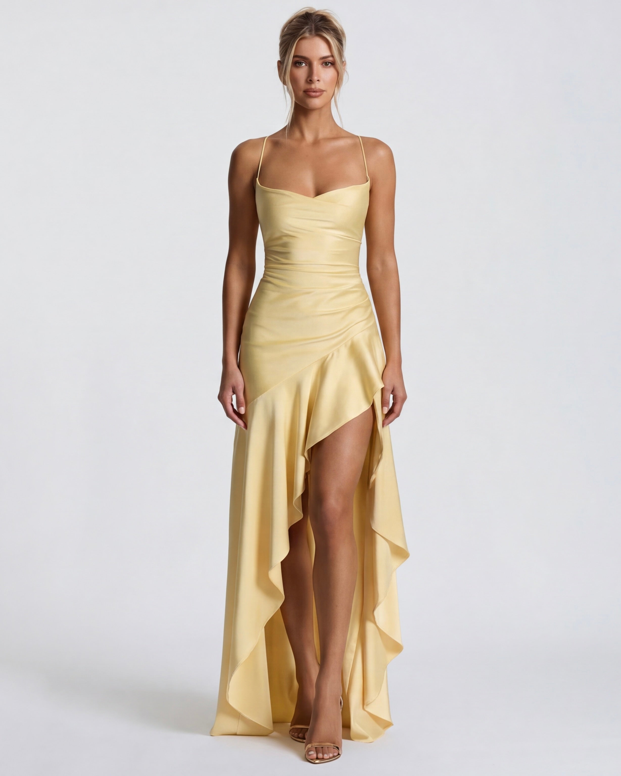 Valentina • Vestido Largo Satinado con Volado Asimétrico y Tirantes Finos