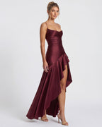 Valentina • Vestido Largo Satinado con Volado Asimétrico y Tirantes Finos