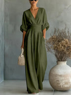 Essential • Mono elegante con escote en V y talle alto